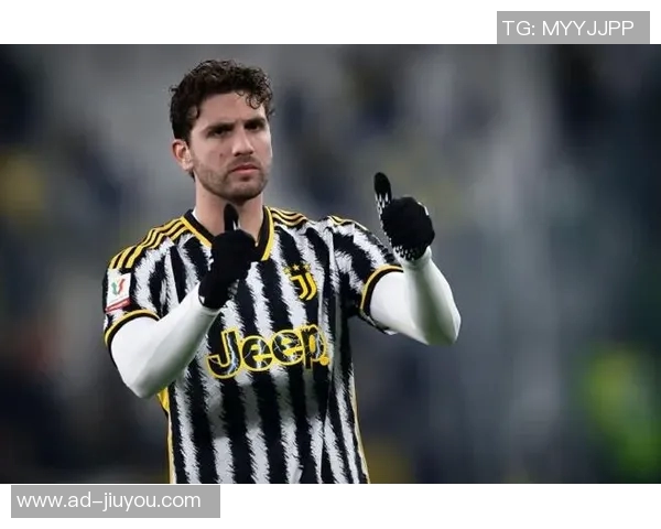 尤文图斯考虑用洛卡特利交换弗拉泰西以增强阵容实力