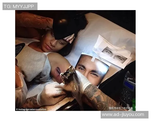 内马尔携家人共度甜蜜时光演唱会现场与女友亲密互动引热议